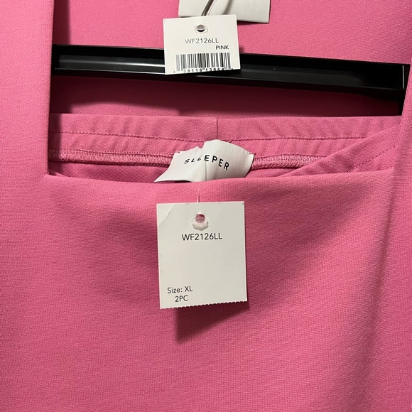 SLEEPER - Picture 8 of 12